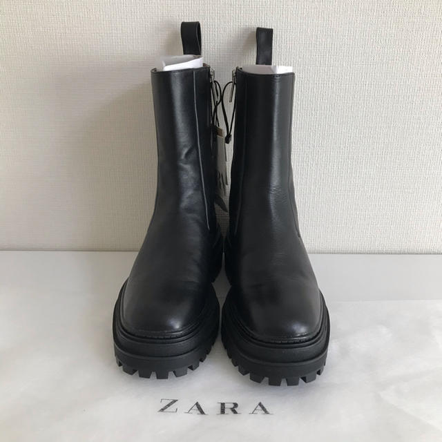 ZARA - ZARA 新品 38 トラックソール レザーアンクルフラットブーツの通販 by ★★★｜ザラならラクマ