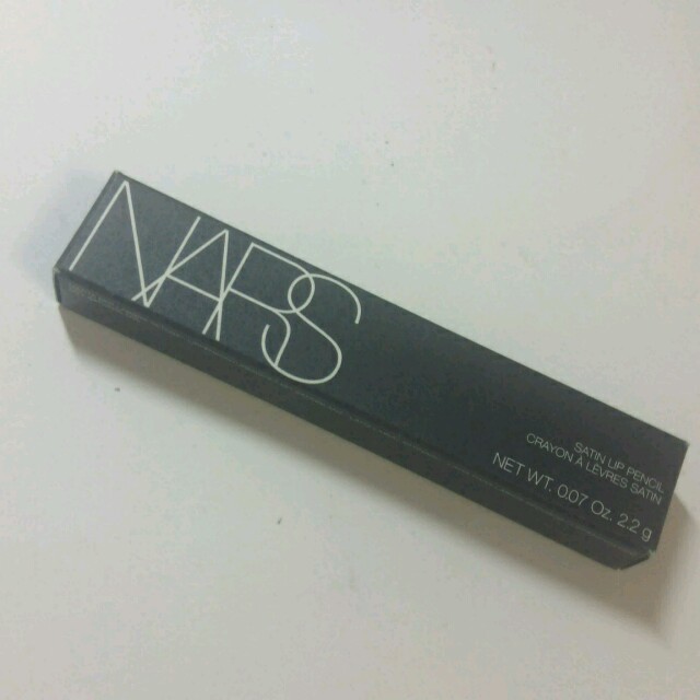 NARS(ナーズ)のNARS サテンリップペンシル コスメ/美容のベースメイク/化粧品(口紅)の商品写真