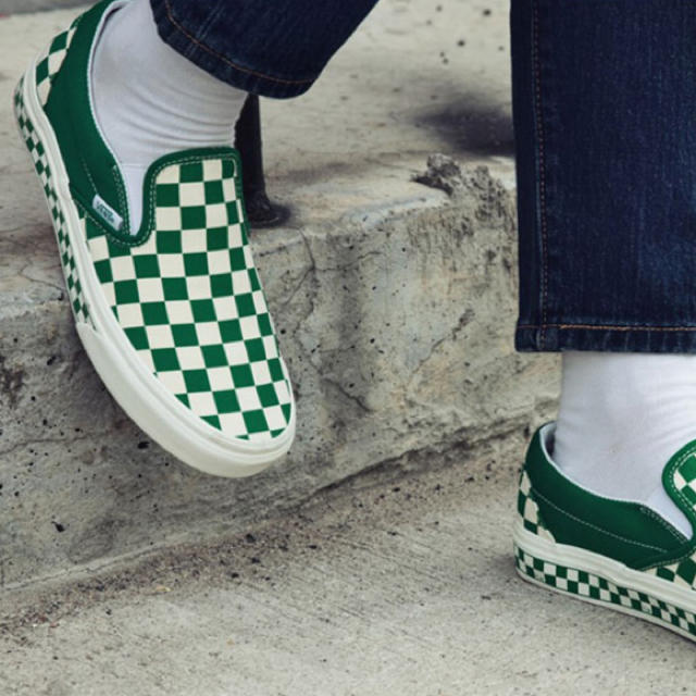 VANS(ヴァンズ)のレア vans checkerboard グリーン レディースの靴/シューズ(スリッポン/モカシン)の商品写真