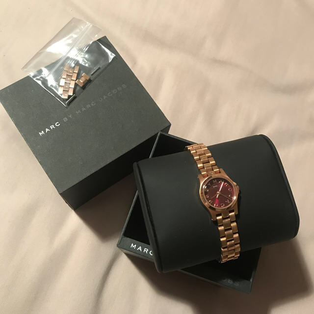 MARC BY MARC JACOBS(マークバイマークジェイコブス)のMARC BY MARC JACOBS 時計 レディースのファッション小物(腕時計)の商品写真