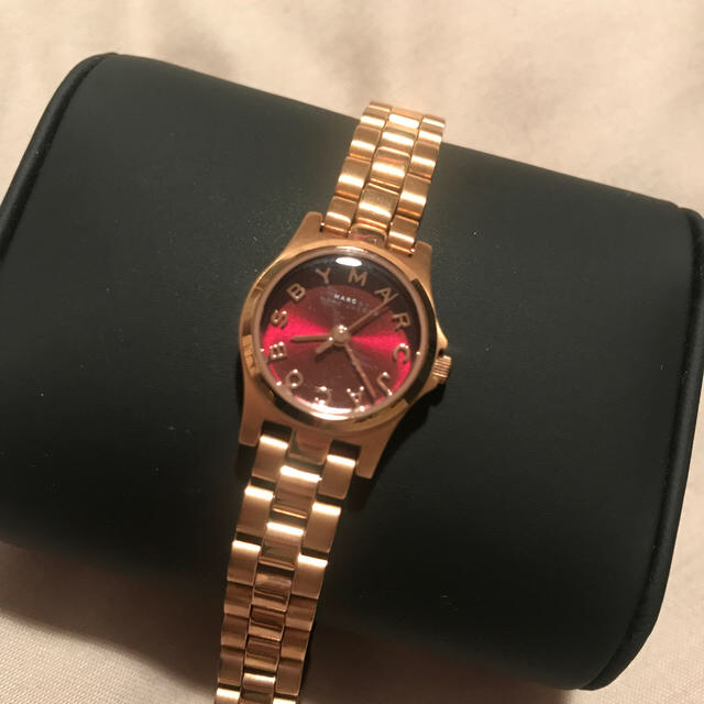 MARC BY MARC JACOBS(マークバイマークジェイコブス)のMARC BY MARC JACOBS 時計 レディースのファッション小物(腕時計)の商品写真