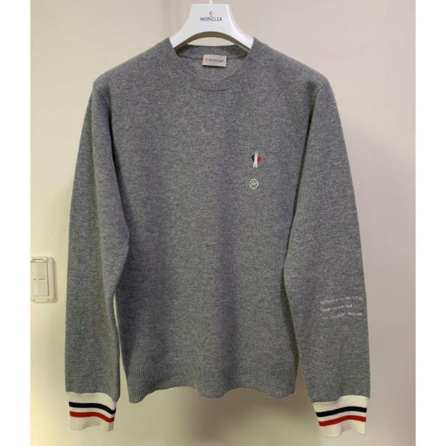 新作入荷!!】 MONCLER ニット グレー×トリコロール カシミア×ウール 新作入荷!!】 MONCLER ニット グレー×トリコロール カシミア×ウール