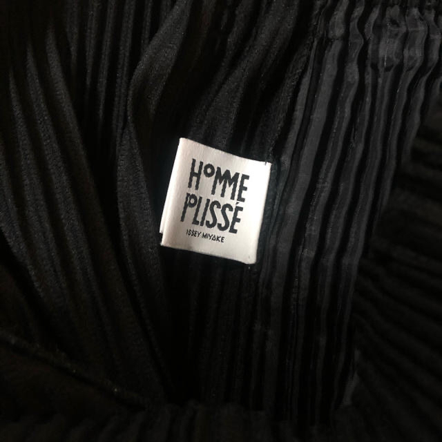 ISSEY MIYAKE(イッセイミヤケ)のHomme Plisse issey miyake プリーツパンツ メンズのパンツ(スラックス)の商品写真