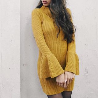 rienda(ミニワンピース ・ イエロー/黄色系)のフリマアイテム一覧 rienda(ミニワンピース ・ イエロー/黄色系)のフリマアイテム一覧