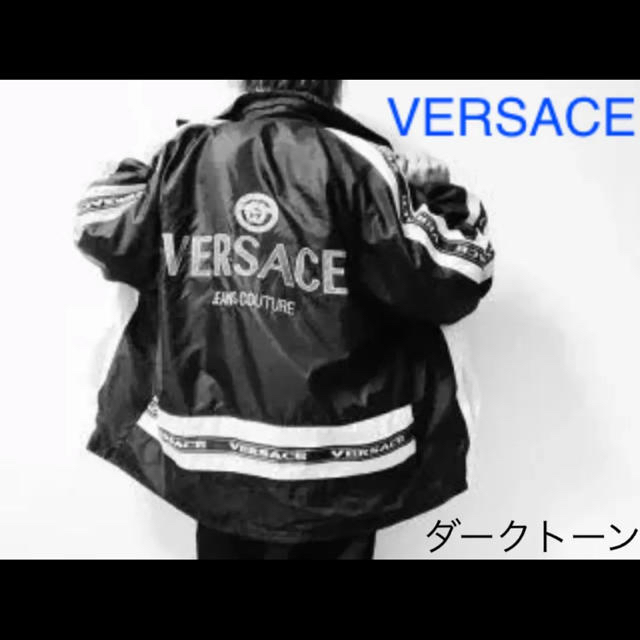 VERSACE(ヴェルサーチ)のVERSACE ヴェルサーチ ジャケット メンズのジャケット/アウター(ナイロンジャケット)の商品写真