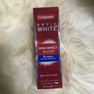 クレスト(Crest)のColgate ホワイトニング歯磨き粉　optic white(歯磨き粉)