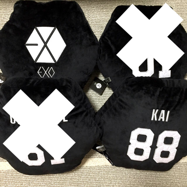 Exo 専用 エクソ ロゴクッション セット Kai ロゴの通販 By Susia S Shop エクソならラクマ