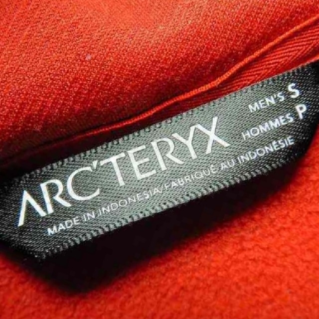 ARC'TERYX(アークテリクス)の定価24,000円☆ARC'TERYX  アレナイト フリースジャケットSサイズ メンズのジャケット/アウター(ナイロンジャケット)の商品写真