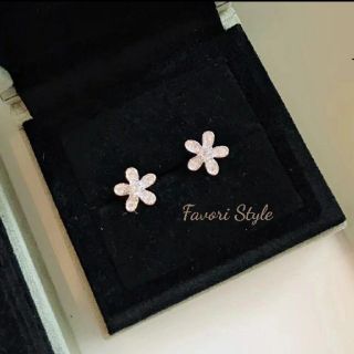 フォクシー(FOXEY)の最高級ジルコニア  シルバー925 Flower ピアス   (ネックレス)