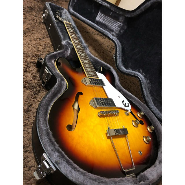 Epiphone(エピフォン)のエレキギター  エピフォン　カジノＳＶ 楽器のギター(エレキギター)の商品写真