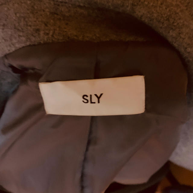 SLY(スライ)の専用 SLY グレー チェスターコート  レディースのジャケット/アウター(チェスターコート)の商品写真