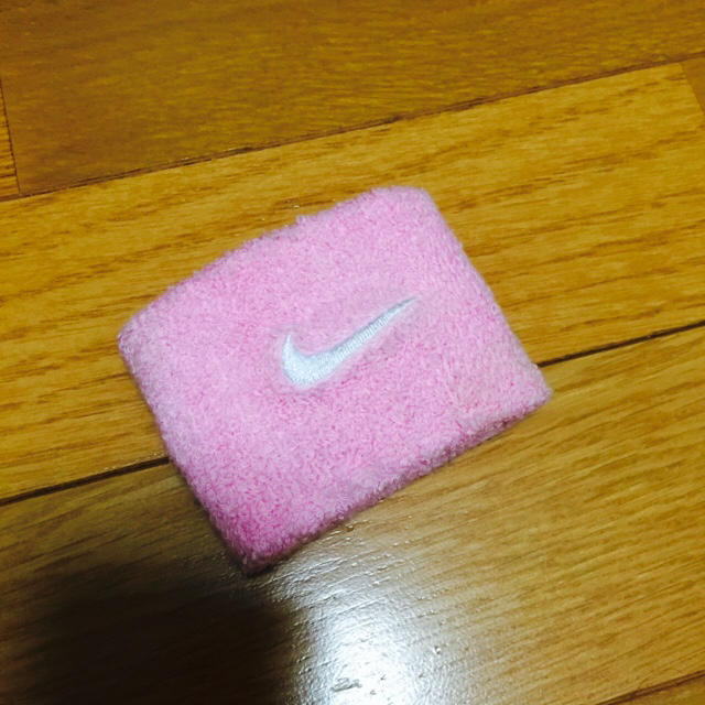 NIKE(ナイキ)のNIKE リストバンド レディースのレディース その他(その他)の商品写真