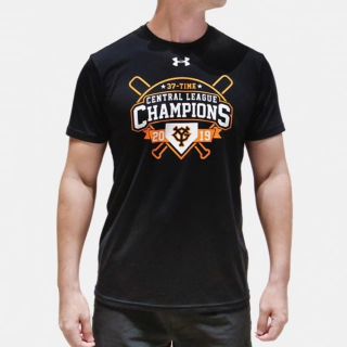 UNDER ARMOUR - 読売ジャイアンツ 2019セ・リーグ優勝記念Tシャツ(MD