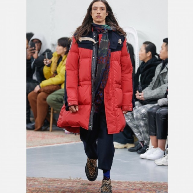 sacai(サカイ)のサイズ２ 19AW 新品 サカイ sacai ダウン コート メンズのジャケット/アウター(ダウンジャケット)の商品写真