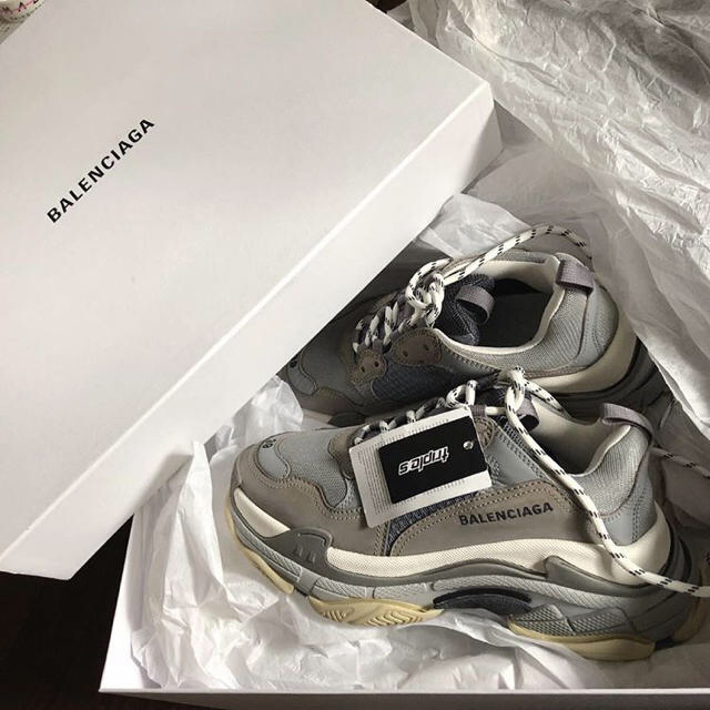 balenciaga tripleS