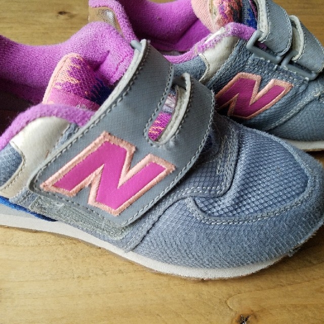 New Balance(ニューバランス)のニューバランス　18㎝ キッズ/ベビー/マタニティのキッズ靴/シューズ(15cm~)(スニーカー)の商品写真