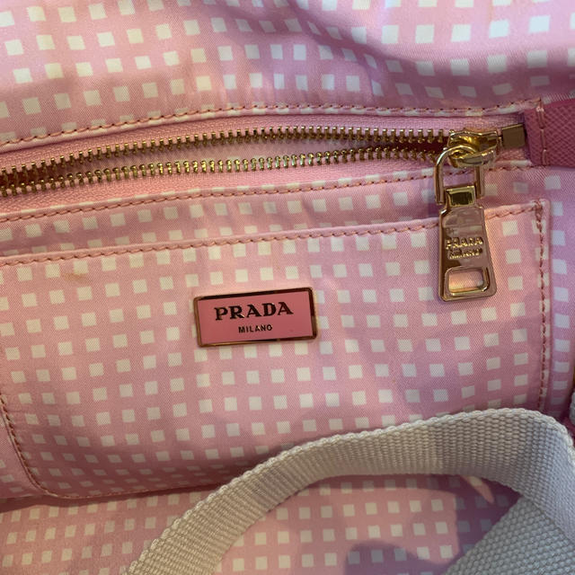 PRADA(プラダ)のPRADA CANAPA レディースのバッグ(トートバッグ)の商品写真