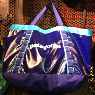patagonia - 公式完売✭Patagonia✭ブラックホールギアトート 61L