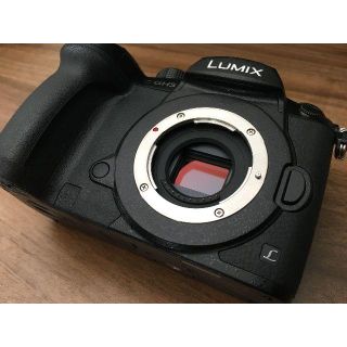 パナソニック(Panasonic)の【超美品】パナソニック LUMIX GH5 ボディ (V-Log L適用済み)(ミラーレス一眼)