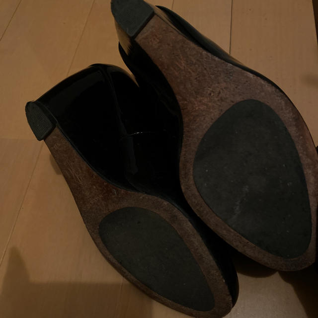 Cole Haan(コールハーン)の便利！コールハーンエナメルパンプス😊5B レディースの靴/シューズ(ハイヒール/パンプス)の商品写真