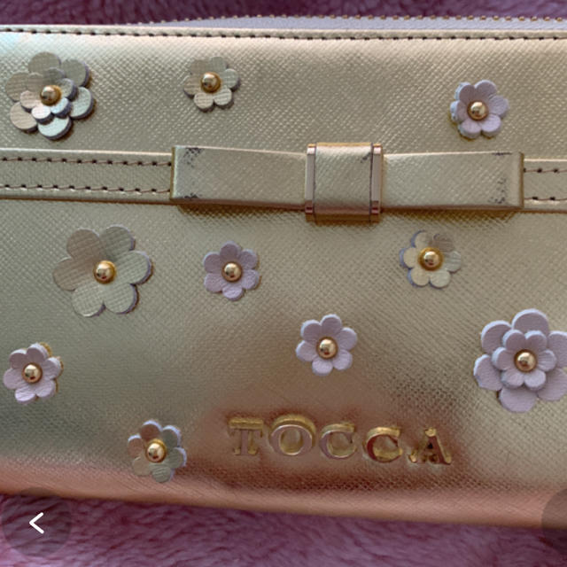 国産特価 TOCCA - TOCCA ❤️ 新品未使用タグ付き ゴールド長財布の通販 by マーガレット's shop|トッカならラクマ 限定品人気