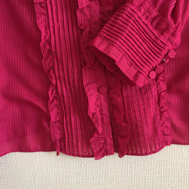 JILLSTUART(ジルスチュアート)のジル♡ピンクのフリルシャツ レディースのトップス(シャツ/ブラウス(長袖/七分))の商品写真