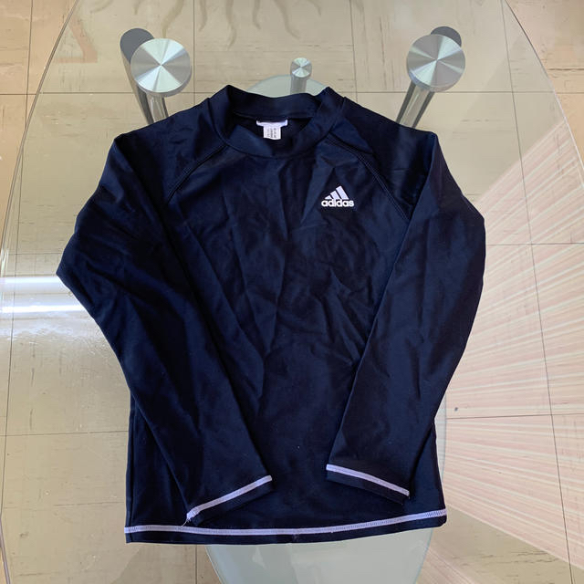 adidas(アディダス)のラッシュガード キッズ/ベビー/マタニティのキッズ服男の子用(90cm~)(水着)の商品写真