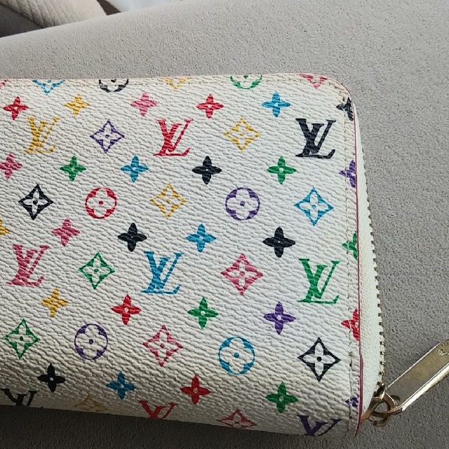 LOUIS VUITTON(ルイヴィトン)の美品　マルチカラー長財布 レディースのファッション小物(財布)の商品写真