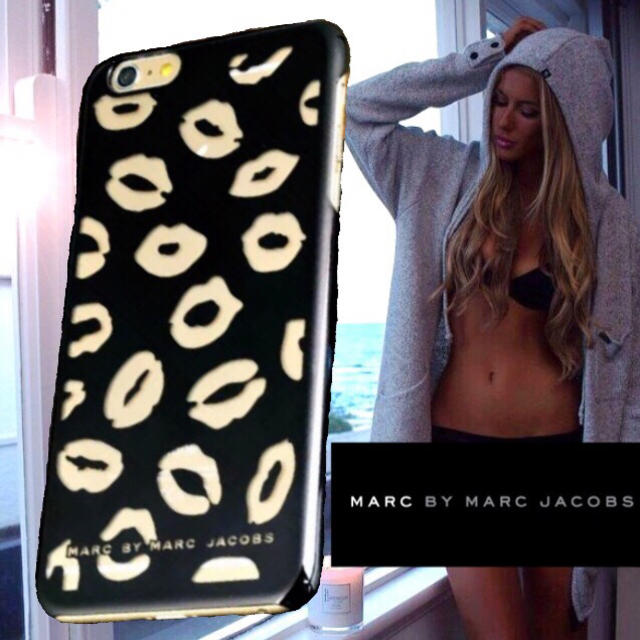 MARC BY MARC JACOBS(マークバイマークジェイコブス)のMARK JACOBS iPhone6 スマホ/家電/カメラのスマホアクセサリー(モバイルケース/カバー)の商品写真