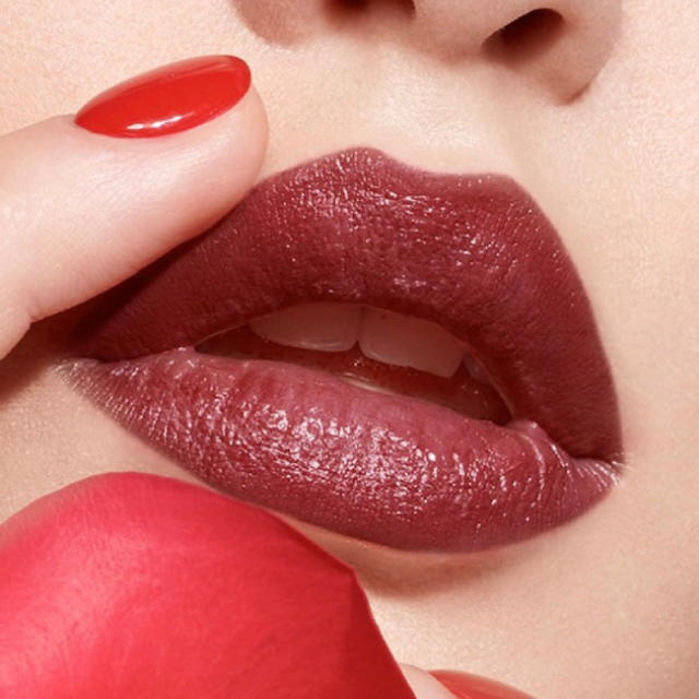 Dior(ディオール)のルージュ ディオール ウルトラ バーム 975パラダイス コスメ/美容のベースメイク/化粧品(口紅)の商品写真