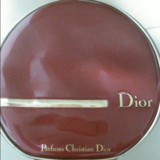 ディオール(Dior)の値下げDiorｺｽﾒﾎﾟｰﾁ　使いやすい(ポーチ)