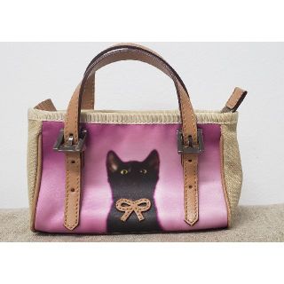 アニヤハインドマーチ(ANYA HINDMARCH)の大変美品　アニヤハインデマーチ　可愛い黒猫ちゃんのミニバック　ポーチ　本革(ポーチ)