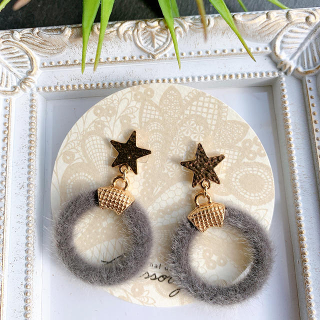 【SALE/55%OFF】 NANA様 ネジ式イヤリング変更 ピアス 【SALE/55%OFF】 NANA様 ネジ式イヤリング変更 ピアス