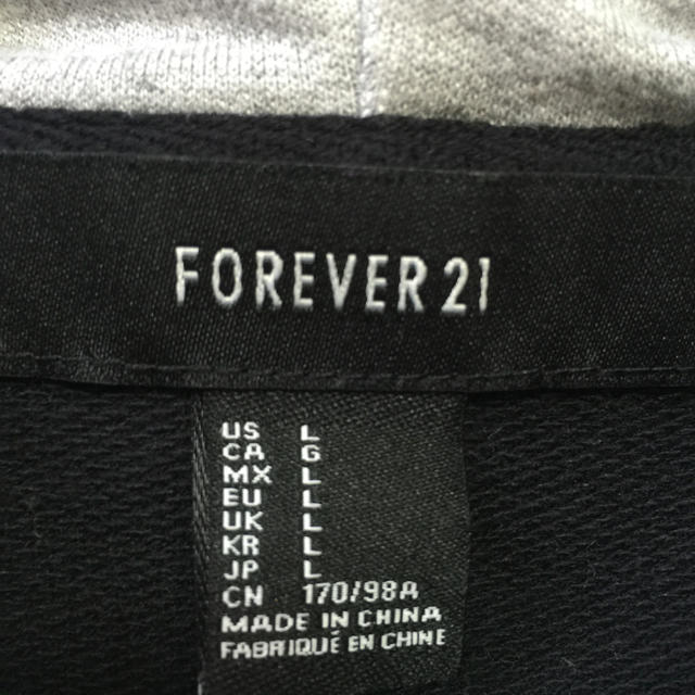 FOREVER 21(フォーエバートゥエンティーワン)のニッチ様専用 レディースのジャケット/アウター(スタジャン)の商品写真