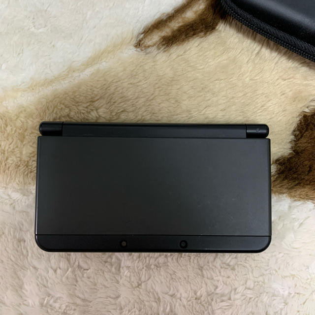 任天堂　NEW3DS　ブラック