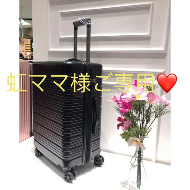 バッグ中型　軽量キャリーケース　黒　TSAロック機能　 Mサイズ スーツケース