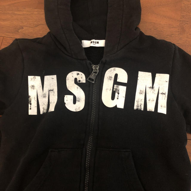 MSGM(エムエスジイエム)のMSGM パーカー　キッズ キッズ/ベビー/マタニティのキッズ服男の子用(90cm~)(ジャケット/上着)の商品写真