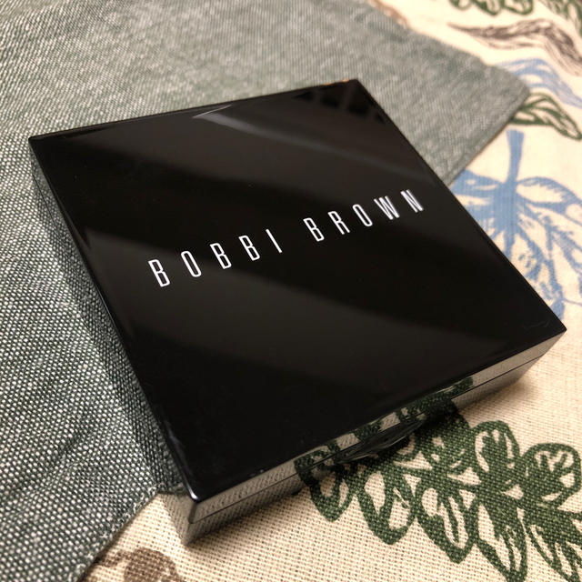 BOBBI BROWN ボビイブラウン シマーブリック(ピンククォーツ)