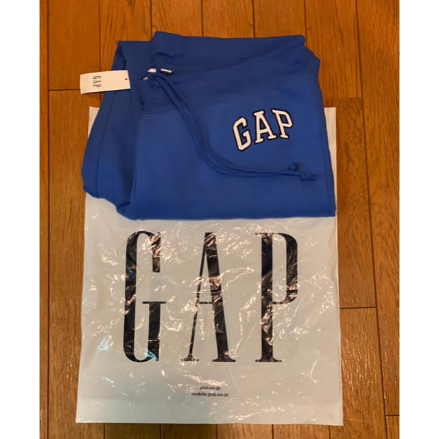 GAP(ギャップ)のGAP裏起毛スエット レディースのトップス(トレーナー/スウェット)の商品写真