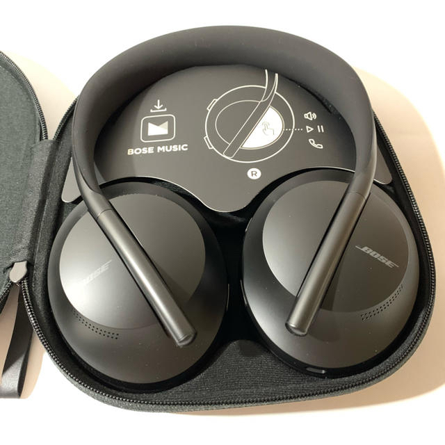 BOSE(ボーズ)のBOSE NOISE CANCELLING HEADPHONES 700 BK スマホ/家電/カメラのオーディオ機器(ヘッドフォン/イヤフォン)の商品写真