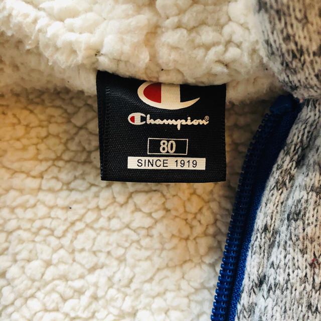 Champion(チャンピオン)のchampion ボアジャンパー　80cm キッズ/ベビー/マタニティのベビー服(~85cm)(ジャケット/コート)の商品写真