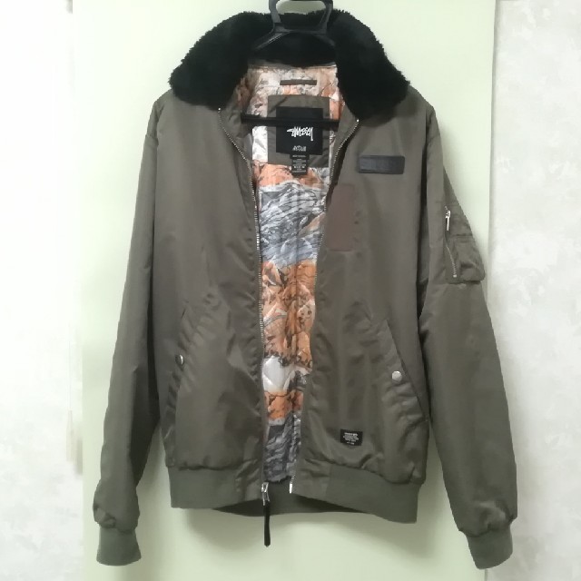 STUSSY(ステューシー)の最終値下　STUSSY  MA-1 ジャケット

Mサイズ  メンズのジャケット/アウター(ブルゾン)の商品写真