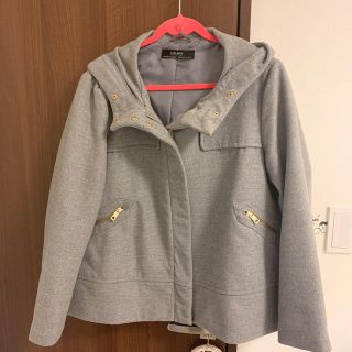 ザラ(ZARA)の大きいサイズ　ZARA グレー　ショートコート(その他)