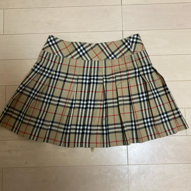 BURBERRY BLUE LABEL(バーバリーブルーレーベル)のバーバリー　チェック　スカート レディースのスカート(ミニスカート)の商品写真