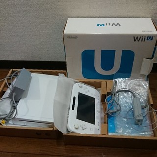 ウィーユー(Wii U)のNintendo Wii U&ソフト6本(家庭用ゲーム機本体)