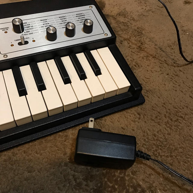 KORG(コルグ)のコルグ Micro KORG XL シンセサイザー 中古 楽器の鍵盤楽器(キーボード/シンセサイザー)の商品写真