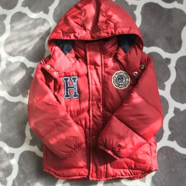 TOMMY HILFIGER(トミーヒルフィガー)のトミーフィルフィガー　ダウン キッズ/ベビー/マタニティのキッズ服男の子用(90cm~)(コート)の商品写真