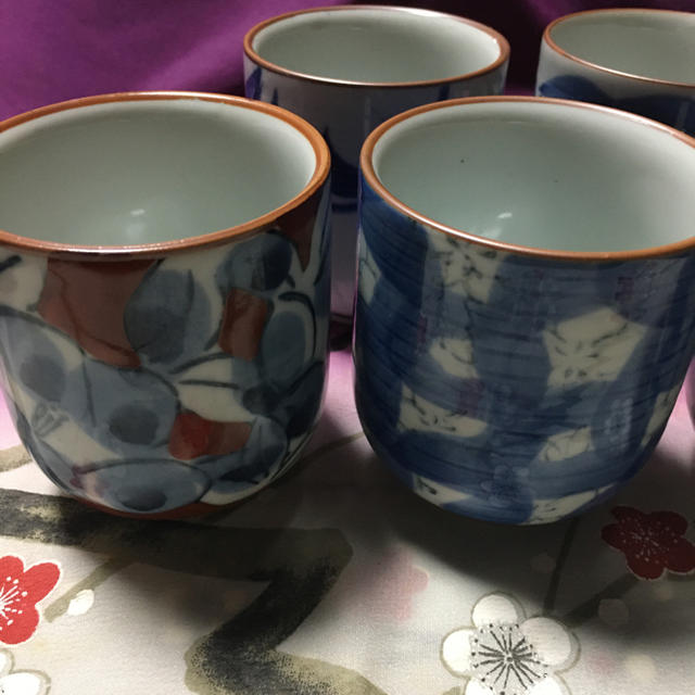 特選有田焼】湯呑み5個セットの通販 by KKK41's shop|ラクマ 特選有田焼どんぶり二個セット