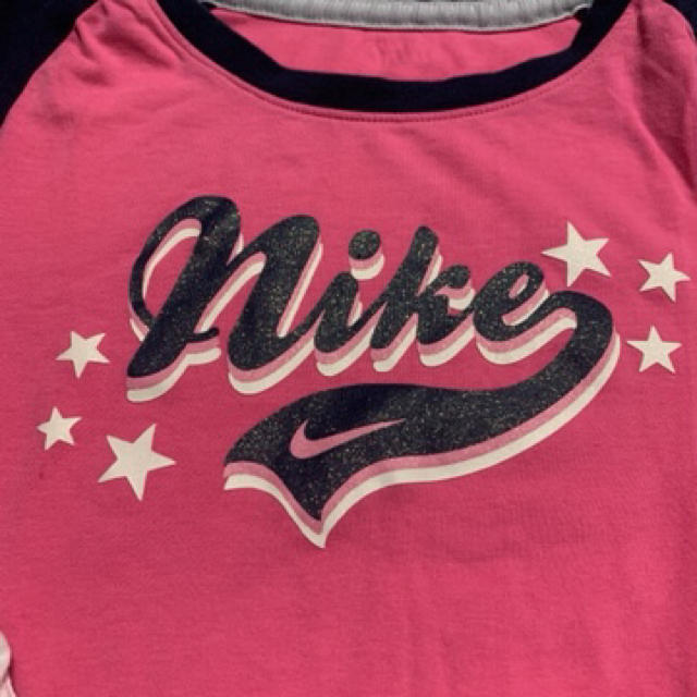 NIKE(ナイキ)のNIKE  150cm 長袖Tシャツ　チュニック　美品　フーセンウサギ キッズ/ベビー/マタニティのキッズ服女の子用(90cm~)(Tシャツ/カットソー)の商品写真