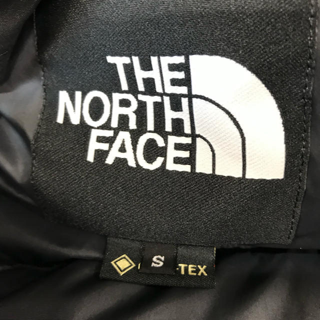 THE NORTH FACE(ザノースフェイス)のマウンテンダウンジャケット メンズのジャケット/アウター(ダウンジャケット)の商品写真